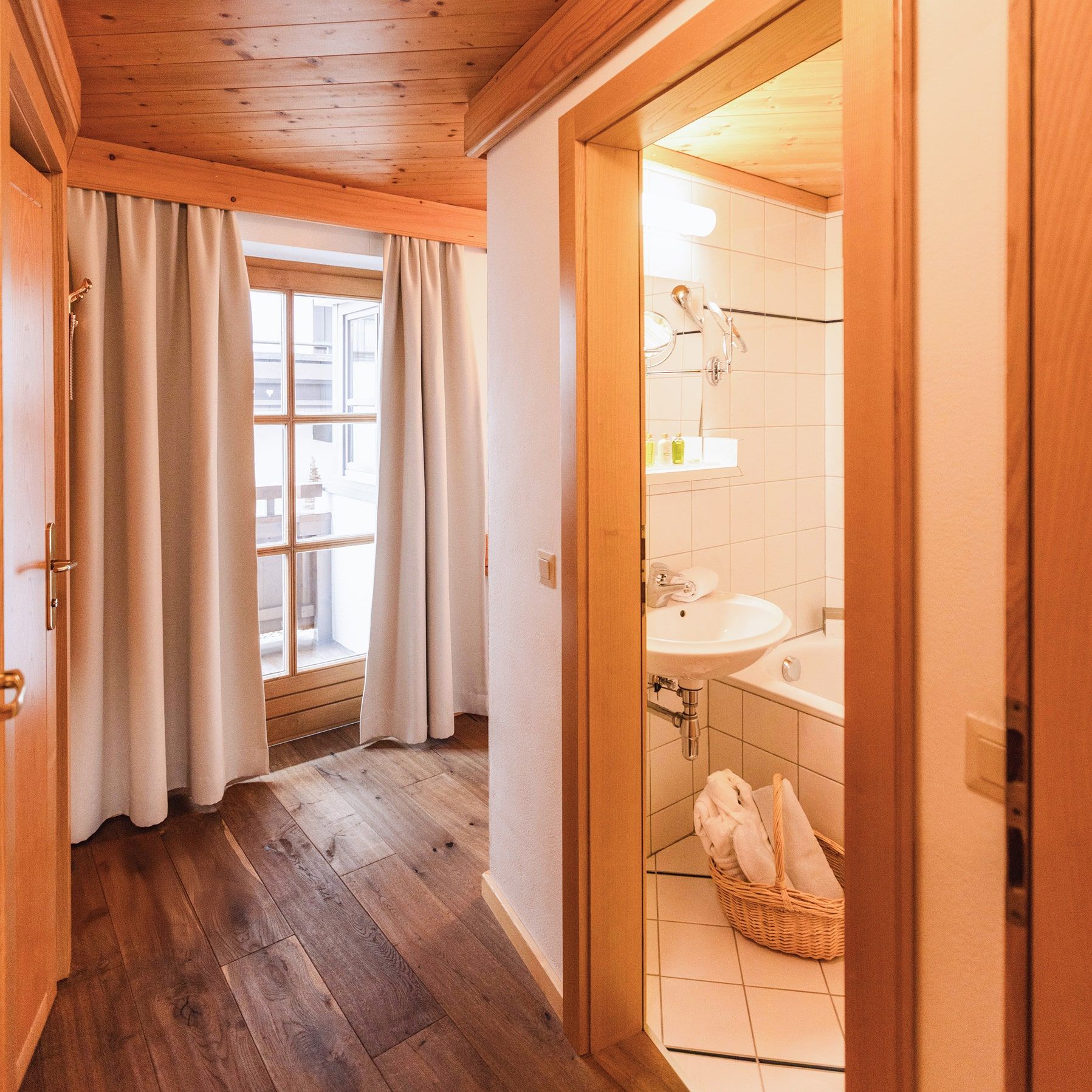 Doppelzimmer Classic Herz Bube 1